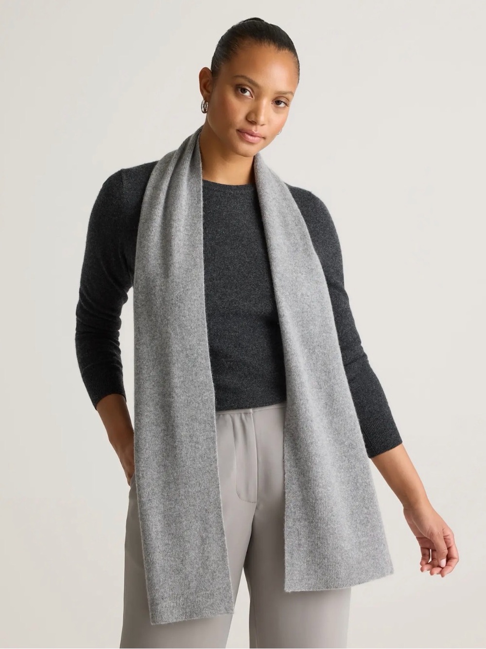 Quince Cashmere Scarf in Heather Grey/ One Size y883